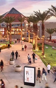 Arrowhead Towne Center Prestige at 64 USP