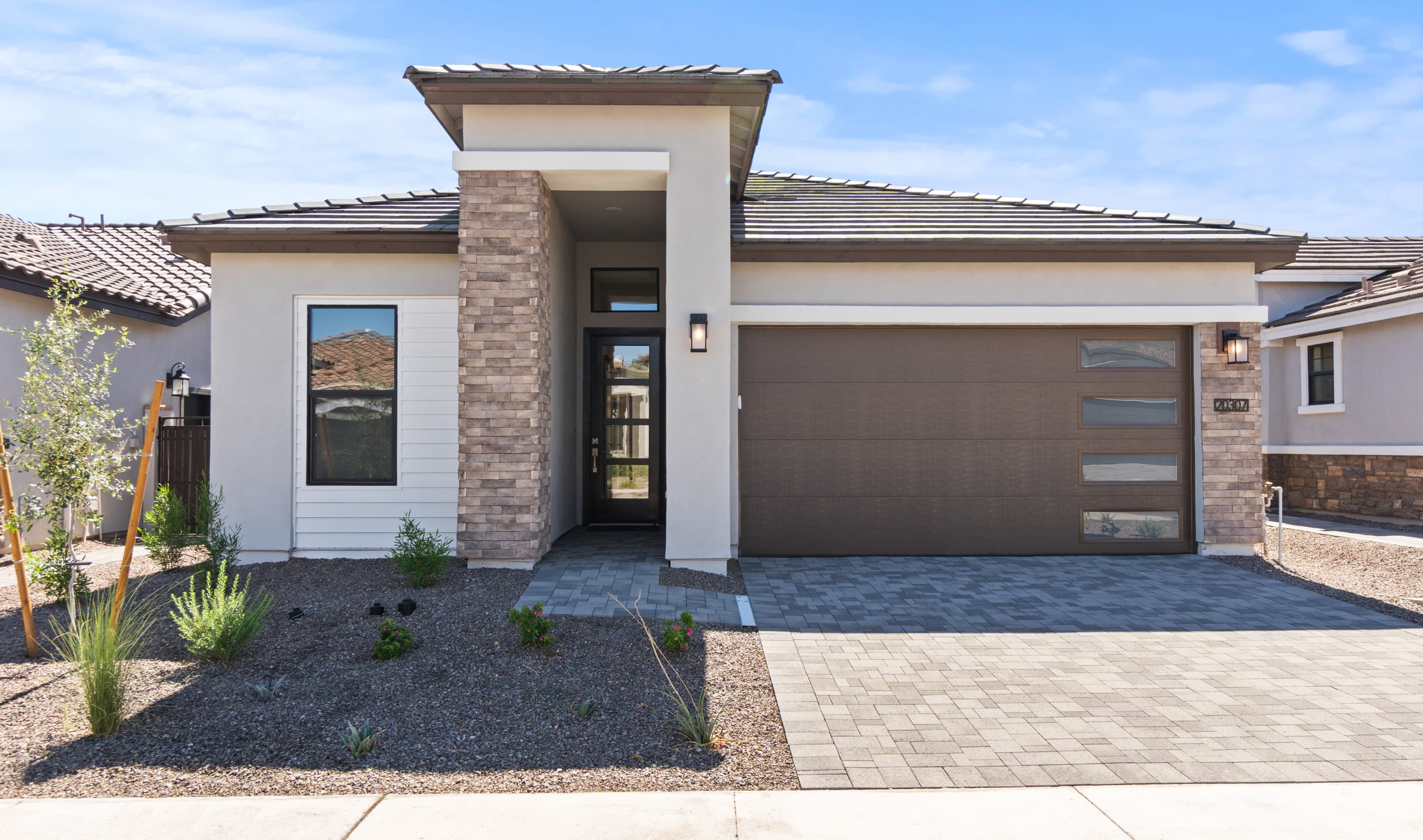 Clyde III Modern Prairie ZA